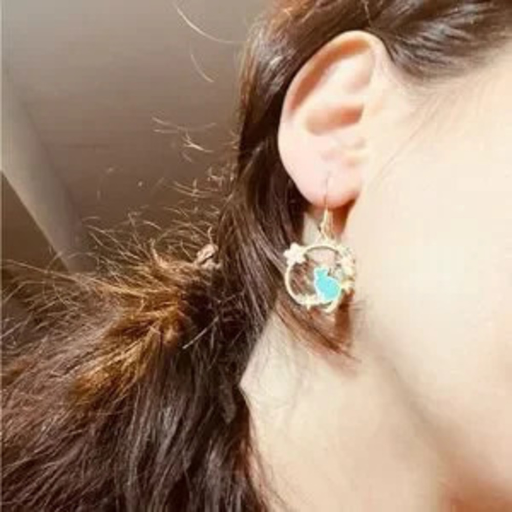 Cute Gold Dangle Cat?Kitty?Earring - Picture 2 of 4